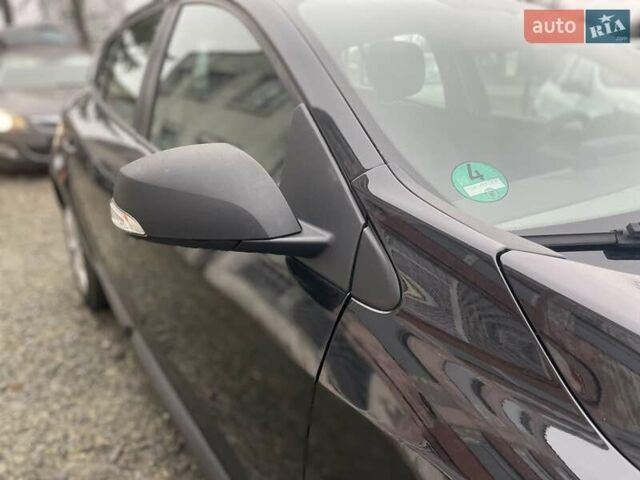 Черный Рено Меган, объемом двигателя 1.6 л и пробегом 108 тыс. км за 8000 $, фото 21 на Automoto.ua