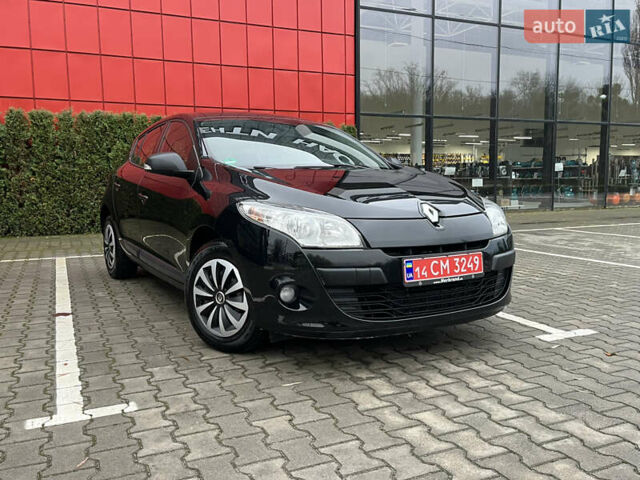 Черный Рено Меган, объемом двигателя 1.6 л и пробегом 153 тыс. км за 7200 $, фото 5 на Automoto.ua