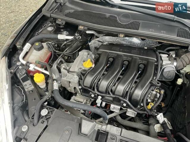 Черный Рено Меган, объемом двигателя 1.6 л и пробегом 108 тыс. км за 8000 $, фото 42 на Automoto.ua