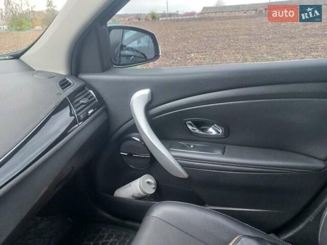 Чорний Рено Меган, об'ємом двигуна 1.5 л та пробігом 246 тис. км за 7400 $, фото 3 на Automoto.ua