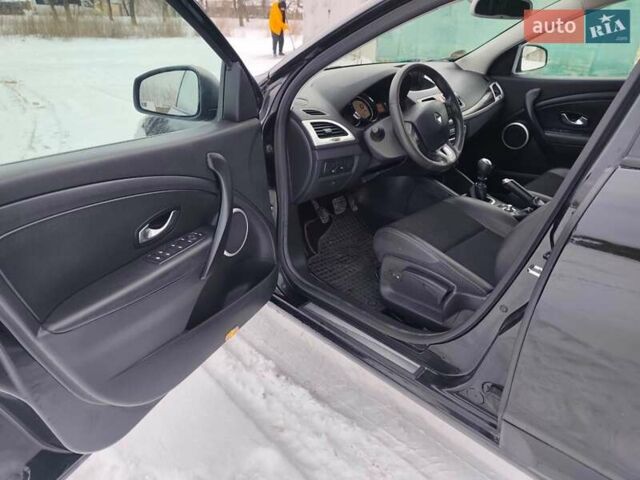 Чорний Рено Меган, об'ємом двигуна 1.46 л та пробігом 129 тис. км за 7950 $, фото 8 на Automoto.ua