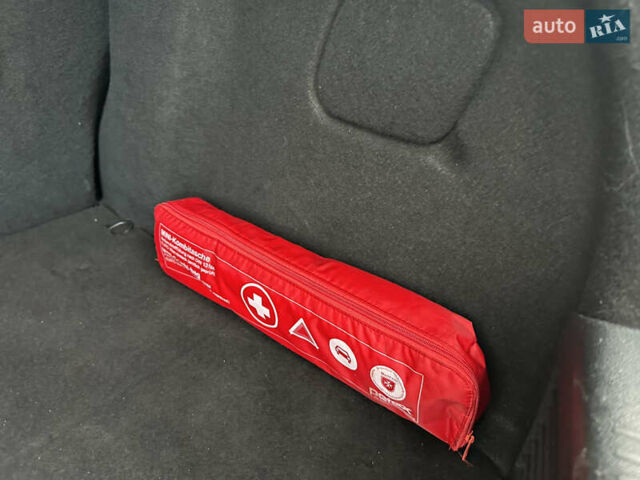 Рено Меган 2011 в Стрые на Automoto.ua Черный Рено Меган, объемом двигателя 1.6 л и пробегом 255 тыс. км за 6950 $, фото 113 на Automoto.ua