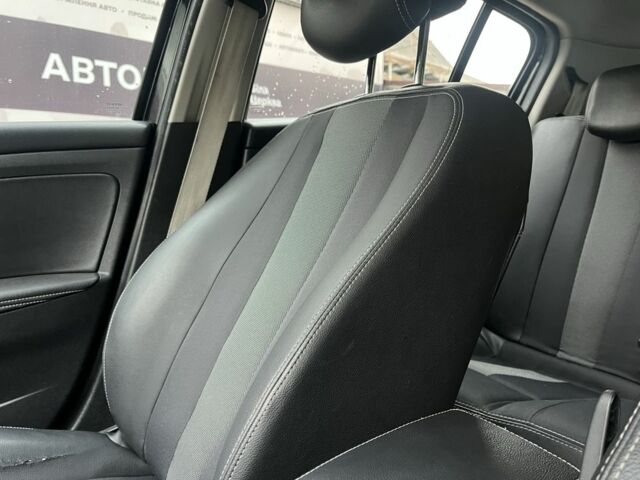 Рено Меган 2011 в Белой Церкве на Automoto.ua Черный Рено Меган, объемом двигателя 1.5 л и пробегом 267 тыс. км за 6999 $, фото 17 на Automoto.ua