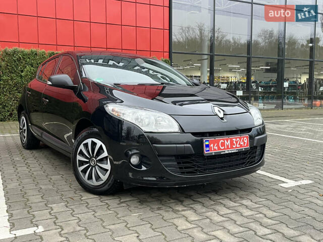 Черный Рено Меган, объемом двигателя 1.6 л и пробегом 153 тыс. км за 7200 $, фото 2 на Automoto.ua