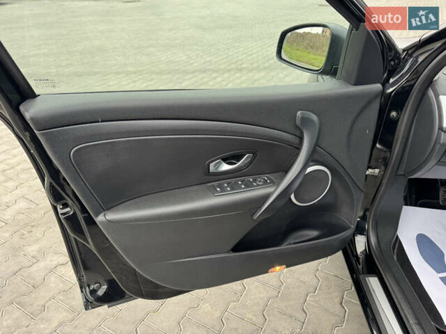 Чорний Рено Меган, об'ємом двигуна 1.5 л та пробігом 229 тис. км за 8650 $, фото 15 на Automoto.ua
