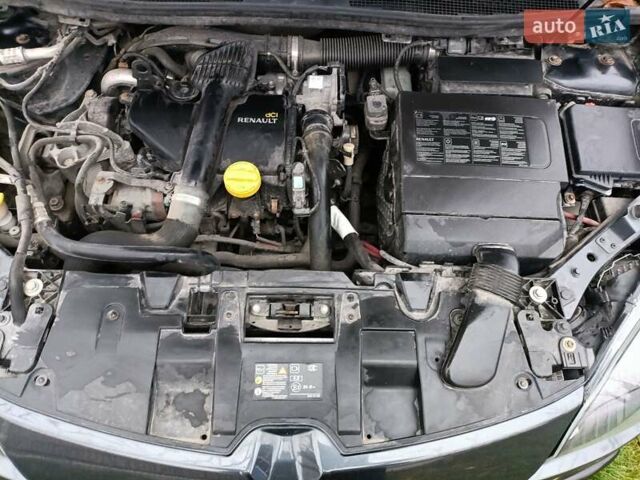 Чорний Рено Меган, об'ємом двигуна 1.46 л та пробігом 333 тис. км за 6600 $, фото 1 на Automoto.ua