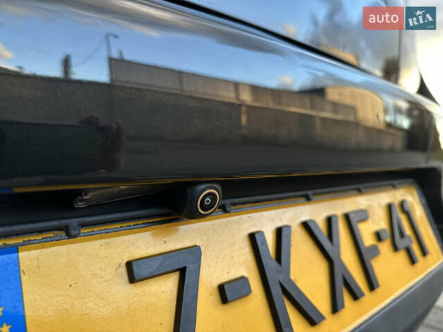 Рено Меган 2011 в Стрые на Automoto.ua Черный Рено Меган, объемом двигателя 1.6 л и пробегом 255 тыс. км за 6950 $, фото 60 на Automoto.ua