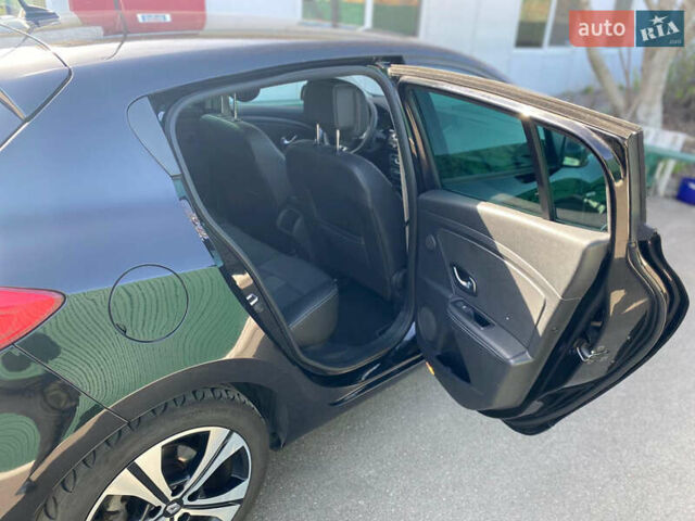 Черный Рено Меган, объемом двигателя 1.46 л и пробегом 270 тыс. км за 7300 $, фото 18 на Automoto.ua