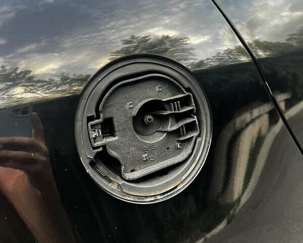 Рено Меган 2011 в Днепре (Днепропетровске) на Automoto.ua Черный Рено Меган, объемом двигателя 1.5 л и пробегом 179 тыс. км за 6499 $, фото 16 на Automoto.ua