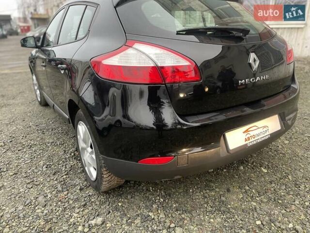 Черный Рено Меган, объемом двигателя 1.6 л и пробегом 108 тыс. км за 8000 $, фото 36 на Automoto.ua