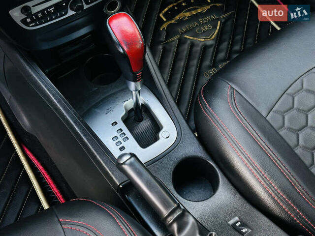 Черный Рено Меган, объемом двигателя 1.6 л и пробегом 250 тыс. км за 6500 $, фото 28 на Automoto.ua