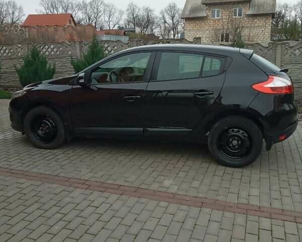 Черный Рено Меган, объемом двигателя 1.6 л и пробегом 164 тыс. км за 8100 $, фото 1 на Automoto.ua