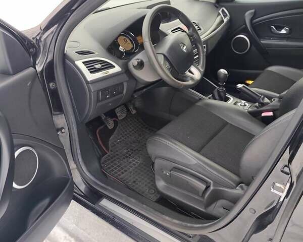 Чорний Рено Меган, об'ємом двигуна 1.46 л та пробігом 129 тис. км за 7950 $, фото 10 на Automoto.ua