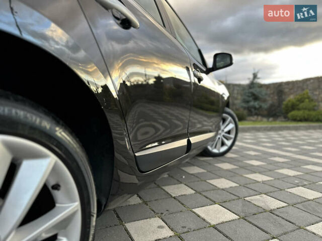 Рено Меган 2011 в Стрые на Automoto.ua Черный Рено Меган, объемом двигателя 1.6 л и пробегом 255 тыс. км за 6950 $, фото 36 на Automoto.ua