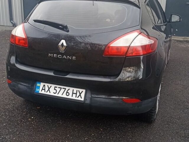 Черный Рено Меган, объемом двигателя 0 л и пробегом 295 тыс. км за 5300 $, фото 11 на Automoto.ua