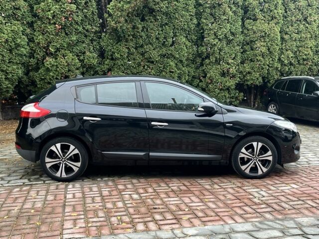 Рено Меган 2011 в Белой Церкве на Automoto.ua Черный Рено Меган, объемом двигателя 1.5 л и пробегом 267 тыс. км за 6999 $, фото 2 на Automoto.ua