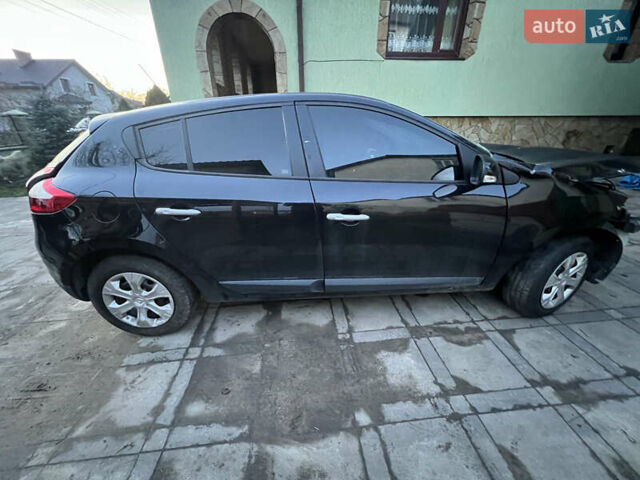 Чорний Рено Меган, об'ємом двигуна 1.46 л та пробігом 170 тис. км за 2500 $, фото 1 на Automoto.ua