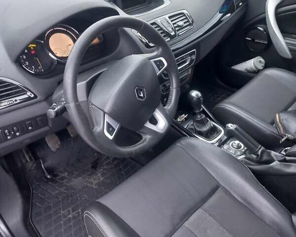 Чорний Рено Меган, об'ємом двигуна 1.5 л та пробігом 246 тис. км за 7400 $, фото 11 на Automoto.ua