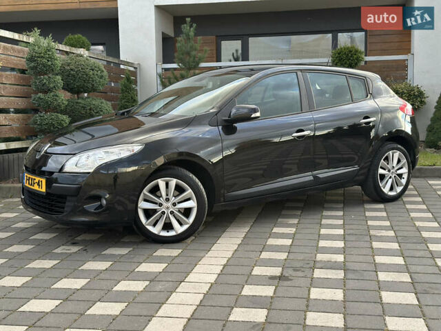 Рено Меган 2011 в Стрые на Automoto.ua Черный Рено Меган, объемом двигателя 1.6 л и пробегом 255 тыс. км за 6950 $, фото 12 на Automoto.ua