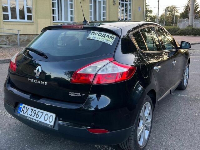 Чорний Рено Меган, об'ємом двигуна 1.4 л та пробігом 243 тис. км за 6100 $, фото 17 на Automoto.ua
