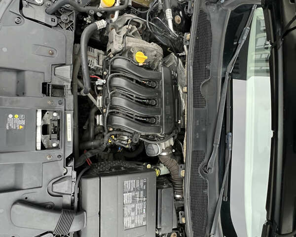 Черный Рено Меган, объемом двигателя 1.6 л и пробегом 206 тыс. км за 7300 $, фото 47 на Automoto.ua