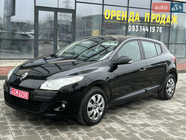 Черный Рено Меган, объемом двигателя 1.6 л и пробегом 206 тыс. км за 7300 $, фото 1 на Automoto.ua