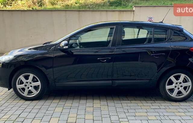 Чорний Рено Меган, об'ємом двигуна 1.6 л та пробігом 177 тис. км за 8300 $, фото 4 на Automoto.ua