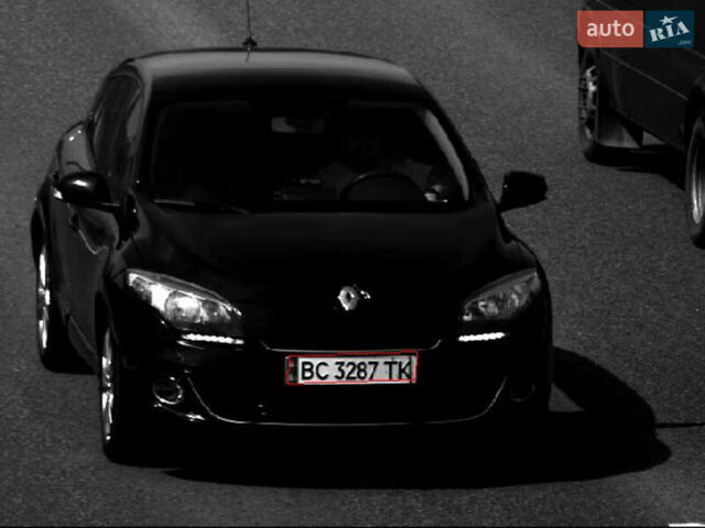 Черный Рено Меган, объемом двигателя 1.5 л и пробегом 286 тыс. км за 7700 $, фото 30 на Automoto.ua