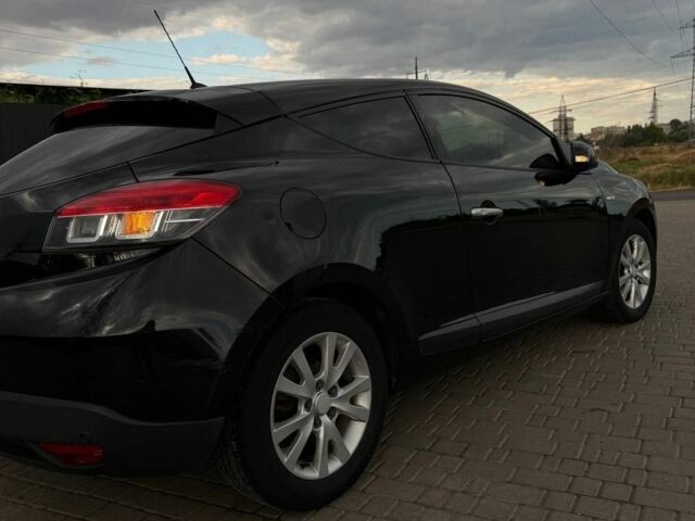 Рено Меган 2012 у Одесі на Automoto.ua Чорний Рено Меган, об'ємом двигуна 1.5 л та пробігом 244 тис. км за 7600 $, фото 13 на Automoto.ua