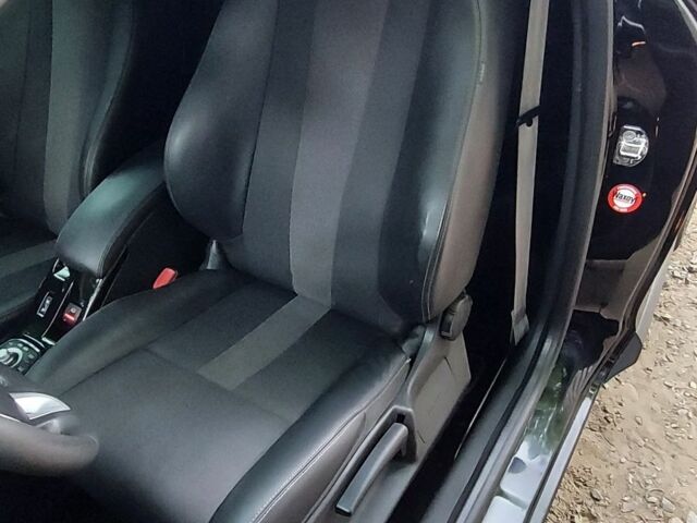 Рено Меган 2012 у Одесі на Automoto.ua Чорний Рено Меган, об'ємом двигуна 1.5 л та пробігом 244 тис. км за 7600 $, фото 19 на Automoto.ua