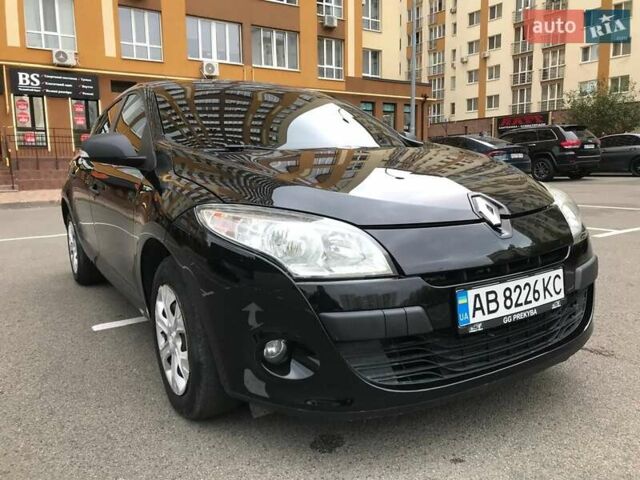 Чорний Рено Меган, об'ємом двигуна 1.6 л та пробігом 204 тис. км за 7500 $, фото 9 на Automoto.ua