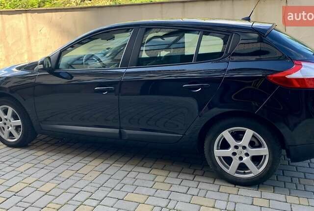 Чорний Рено Меган, об'ємом двигуна 1.6 л та пробігом 185 тис. км за 7950 $, фото 5 на Automoto.ua