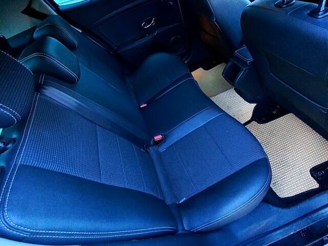 Чорний Рено Меган, об'ємом двигуна 1.5 л та пробігом 195 тис. км за 9500 $, фото 6 на Automoto.ua