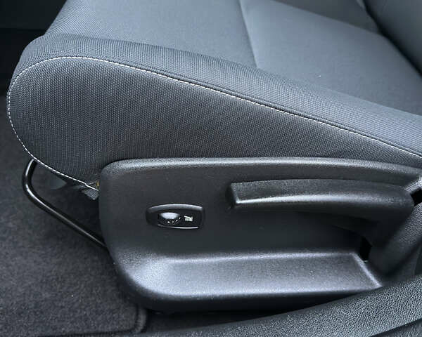 Черный Рено Меган, объемом двигателя 1.6 л и пробегом 211 тыс. км за 7400 $, фото 10 на Automoto.ua