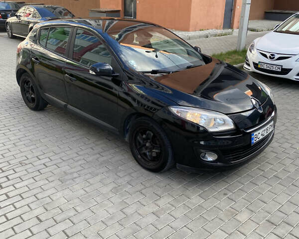 Чорний Рено Меган, об'ємом двигуна 1.46 л та пробігом 237 тис. км за 6700 $, фото 13 на Automoto.ua