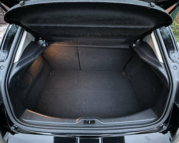 Черный Рено Меган, объемом двигателя 1.6 л и пробегом 211 тыс. км за 7400 $, фото 25 на Automoto.ua