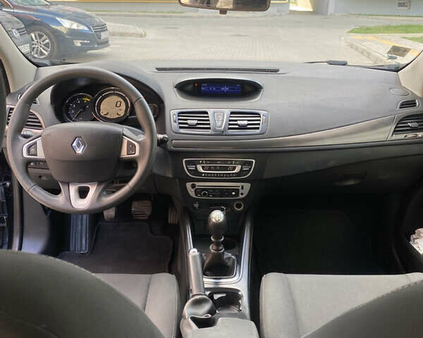 Чорний Рено Меган, об'ємом двигуна 1.46 л та пробігом 237 тис. км за 6700 $, фото 18 на Automoto.ua