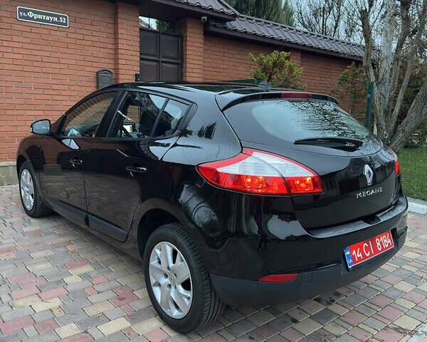 Черный Рено Меган, объемом двигателя 1.6 л и пробегом 211 тыс. км за 7400 $, фото 6 на Automoto.ua