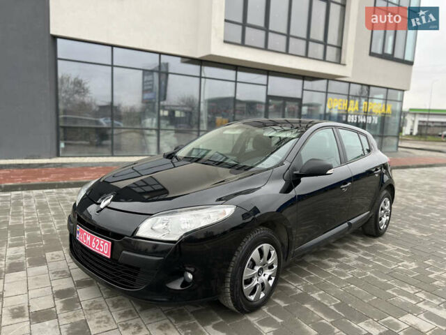 Черный Рено Меган, объемом двигателя 1.6 л и пробегом 206 тыс. км за 7300 $, фото 18 на Automoto.ua
