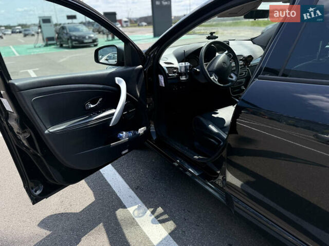 Черный Рено Меган, объемом двигателя 1.5 л и пробегом 286 тыс. км за 7700 $, фото 10 на Automoto.ua