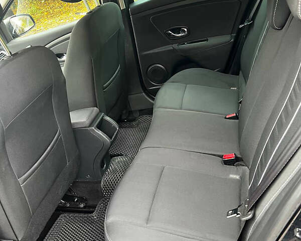 Черный Рено Меган, объемом двигателя 1.6 л и пробегом 178 тыс. км за 8500 $, фото 5 на Automoto.ua