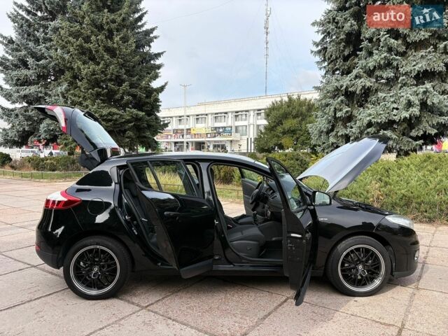 Черный Рено Меган, объемом двигателя 1.6 л и пробегом 227 тыс. км за 7500 $, фото 59 на Automoto.ua
