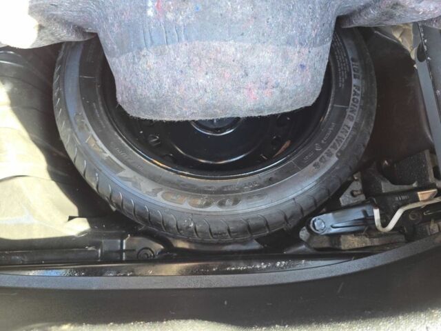 Черный Рено Меган, объемом двигателя 1.5 л и пробегом 279 тыс. км за 7600 $, фото 20 на Automoto.ua