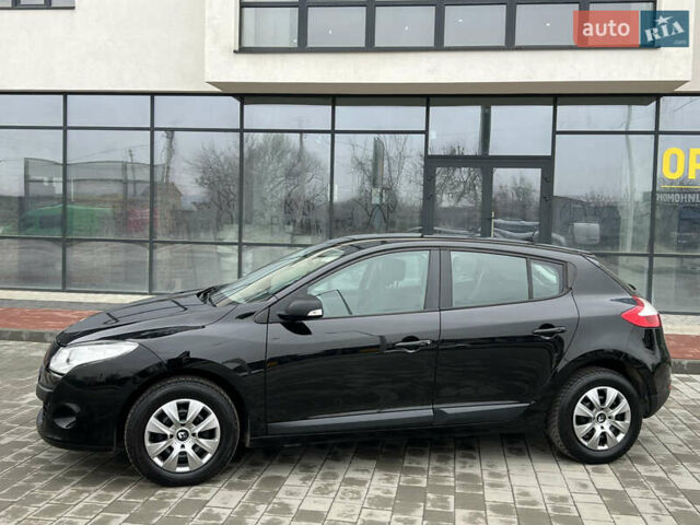 Черный Рено Меган, объемом двигателя 1.6 л и пробегом 206 тыс. км за 7300 $, фото 4 на Automoto.ua