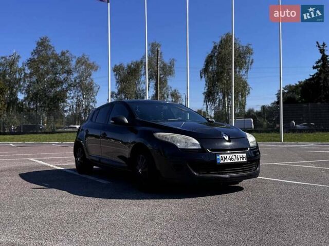 Черный Рено Меган, объемом двигателя 1.46 л и пробегом 216 тыс. км за 7700 $, фото 1 на Automoto.ua
