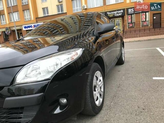 Чорний Рено Меган, об'ємом двигуна 1.6 л та пробігом 204 тис. км за 7500 $, фото 8 на Automoto.ua