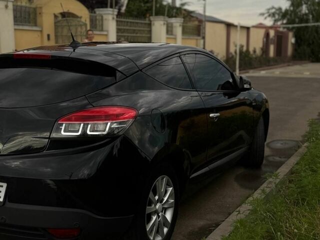 Рено Меган 2012 у Одесі на Automoto.ua Чорний Рено Меган, об'ємом двигуна 1.5 л та пробігом 244 тис. км за 7600 $, фото 15 на Automoto.ua