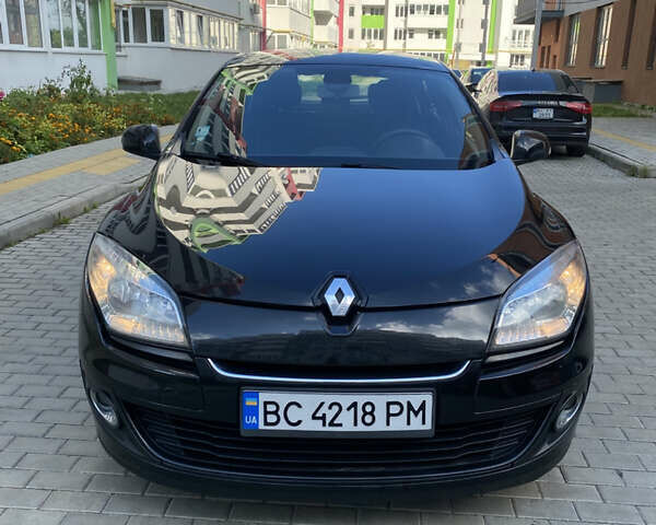 Чорний Рено Меган, об'ємом двигуна 1.46 л та пробігом 237 тис. км за 6700 $, фото 3 на Automoto.ua