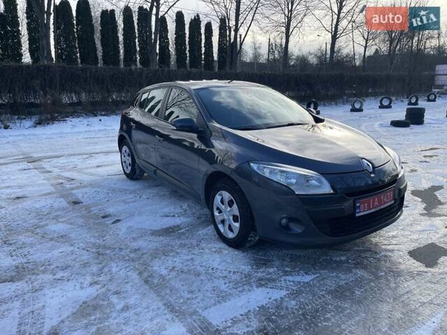 Чорний Рено Меган, об'ємом двигуна 1.6 л та пробігом 247 тис. км за 6850 $, фото 26 на Automoto.ua