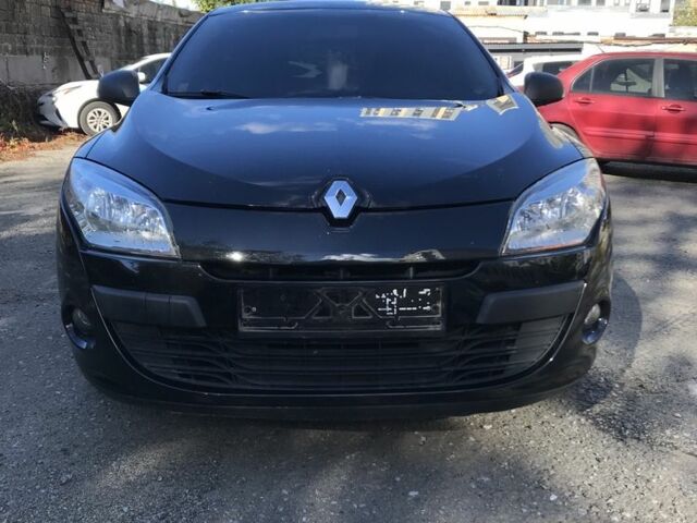 Чорний Рено Меган, об'ємом двигуна 1.5 л та пробігом 2 тис. км за 6800 $, фото 3 на Automoto.ua